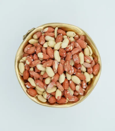 بادام زمینی آستانه ممتاز