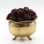 اصیل آلوچه سیاه نمکی