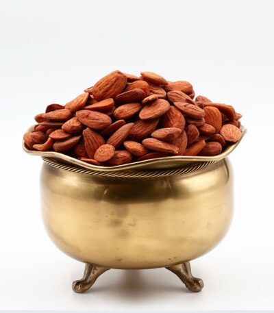 مغز بادام شاهرودی نمکی خوش طعم